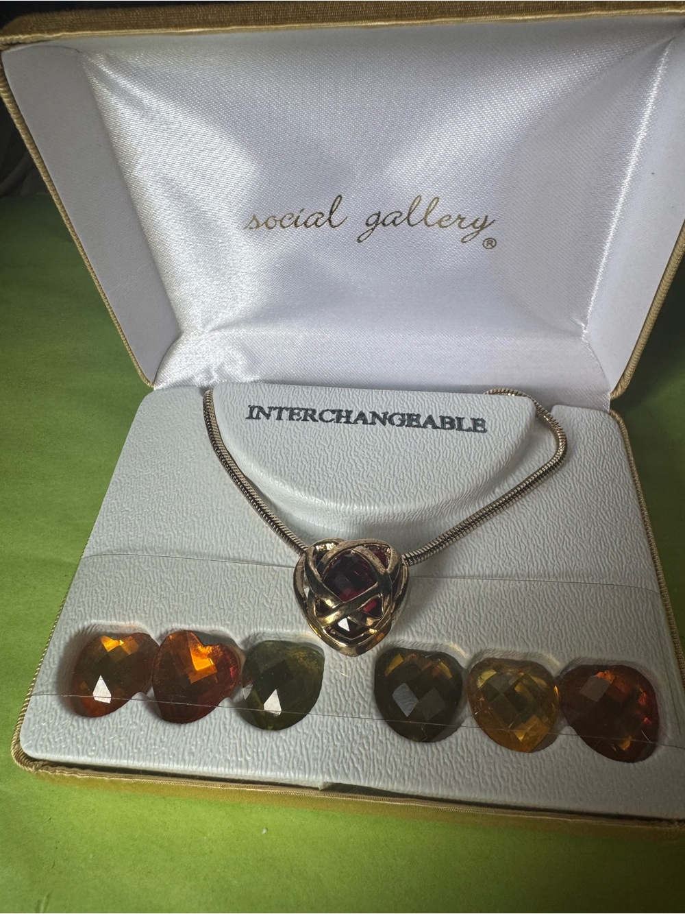 VintageSocial Gallery Gold Heart Locket Necklace with Interchangeable Gem Hearts